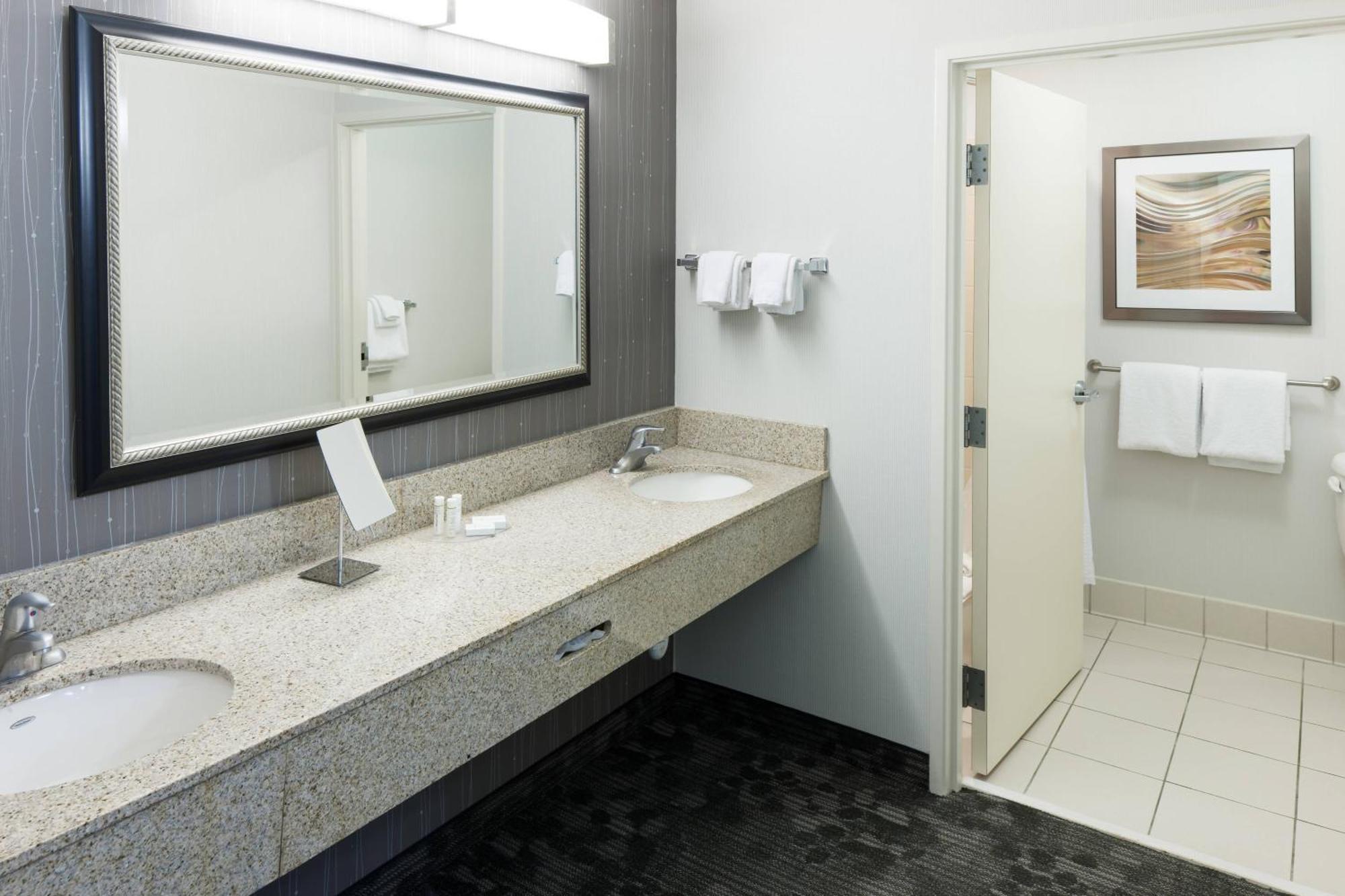 Courtyard By Marriott Hattiesburg Luaran gambar