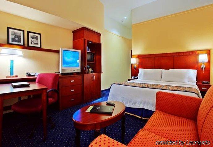 Courtyard By Marriott Hattiesburg Bilik gambar